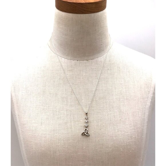 Vintage Celtic Trinity Knot Pendant Necklace With Crystals On Silver Chain - Picture 3 of 7